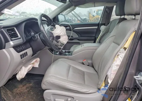 2018 Toyota Highlander Xle from USA, damaged, VIN 5TDJZRFH8JS896767